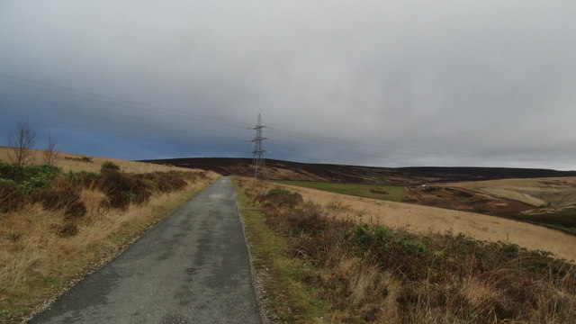 Private road leading up to Higher Swineshaw Reservoir
