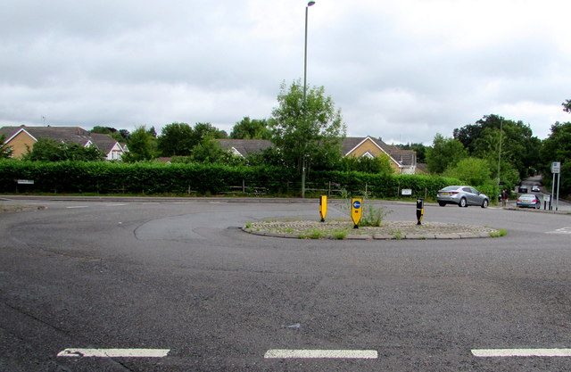 Roundabout at a Chandler's Ford junction