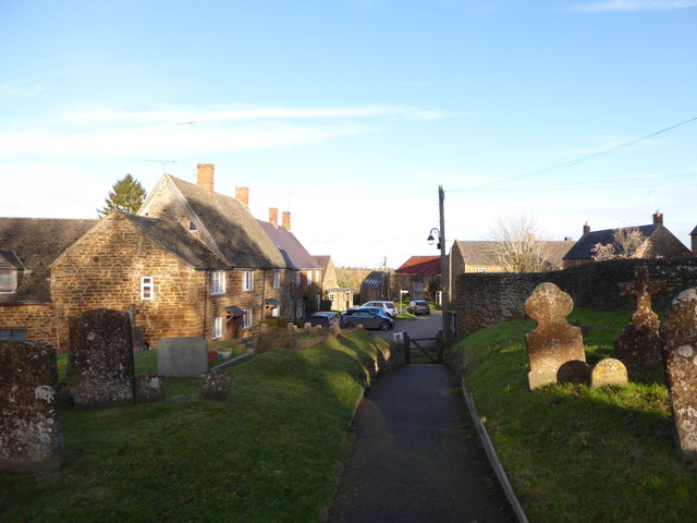 St Anne, Epwell: churchyard (c)