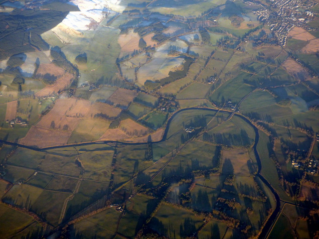 The River Clyde at Symington from the air