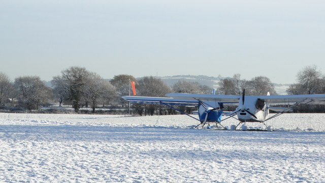 Snow covered light aircraft, S of Arclid