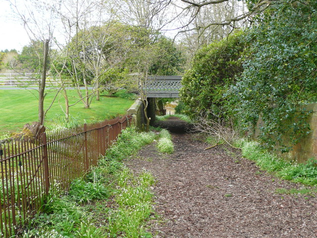 The old road to the Old Bridge of Doon, Alloway