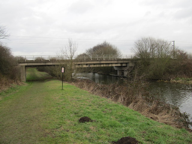 Railway bridge over the Selby Canal
