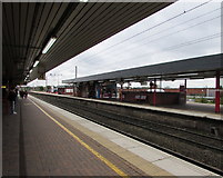 SD5805 : Wigan North Western railway station platforms by Jaggery