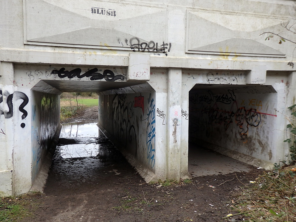 ny height bridge underpass mea