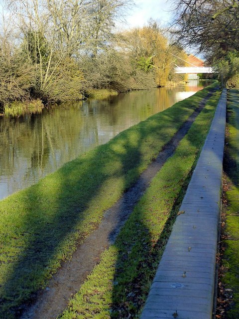 Erewash Canal alongside Tamworth Road
