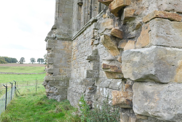 Egglestone Abbey: Stonework
