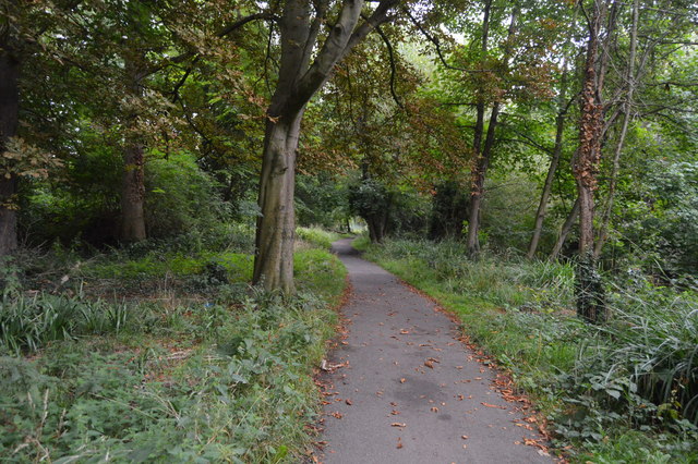 Wandle Trail, Ravensbury Park