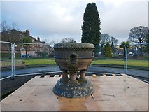 NS3975 : The Kilmahew Fountain during refurbishment by Lairich Rig