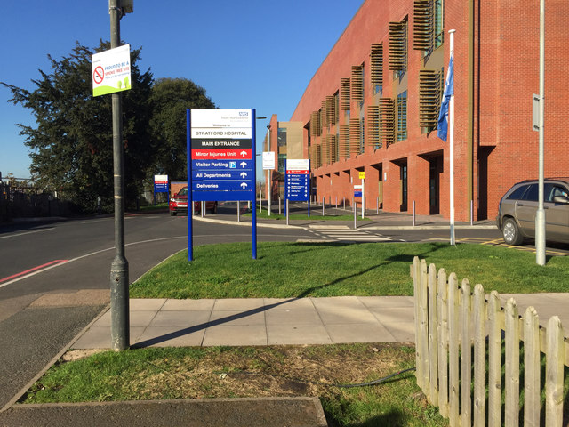 New signage, Stratford-upon-Avon Hospital
