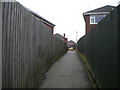 Footpath to Enderby Crescent, Gainsborough