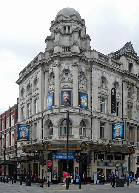 Gielgud Theatre, Shaftesbury Avenue © Stephen Richards :: Geograph ...