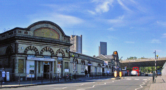 Entrance to Westbourne Park station, 2009