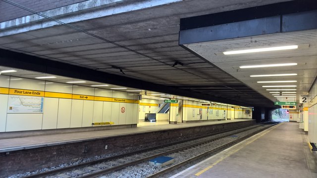 Four Lane Ends Metro station