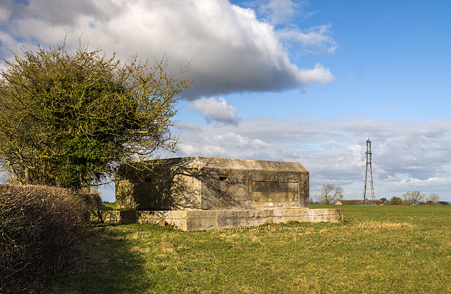 WWII Wiltshire: shellproof pillboxes of Lydiard Green (Lydiard Millicent) - Pillbox #5