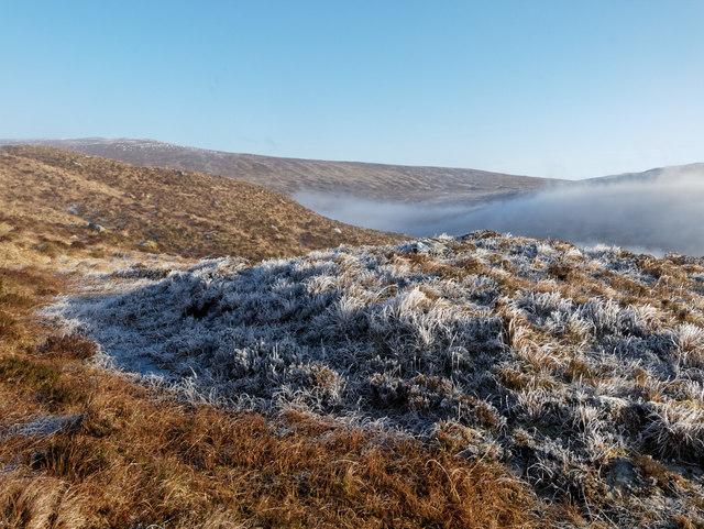 Fog, frost and a sunlit hillside, Creag nan Suibheag