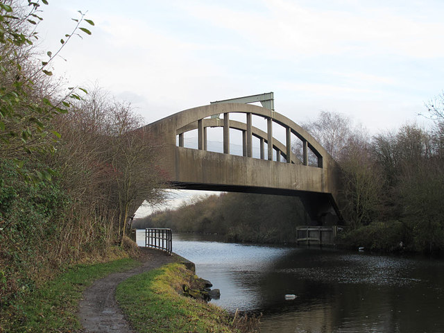 Former railway bridge over the  Aire and Calder Navigation