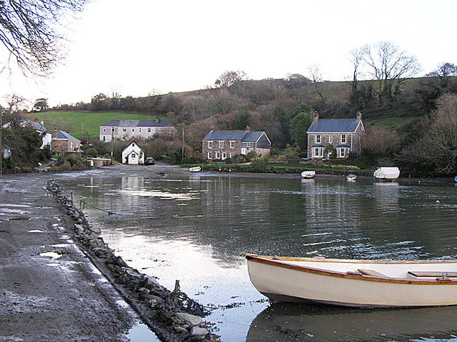 Coombe hamlet from the causeway, tide coming in