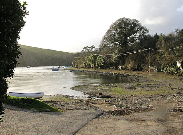 Coombe Pool and tidal causeway to cottages