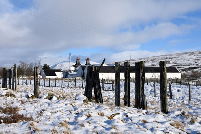 Old snowdrift fence by Dalwhinnie Distillery