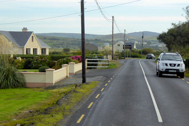 R238 near Ballyliffin © David Dixon cc-by-sa/2.0 :: Geograph Britain ...