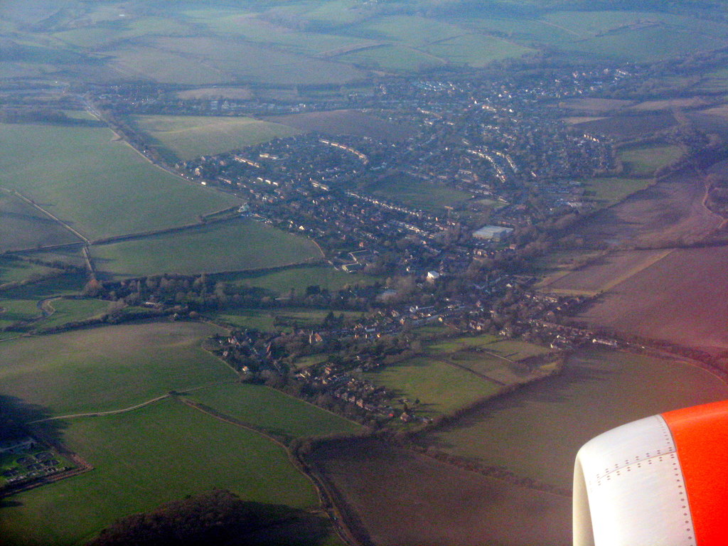 Standon from the air © M J Richardson cc-by-sa/2.0 :: Geograph Britain ...