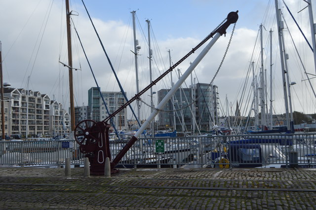 An old hoist, Sutton Harbour