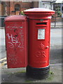 George V postbox on Princes Avenue, Hull