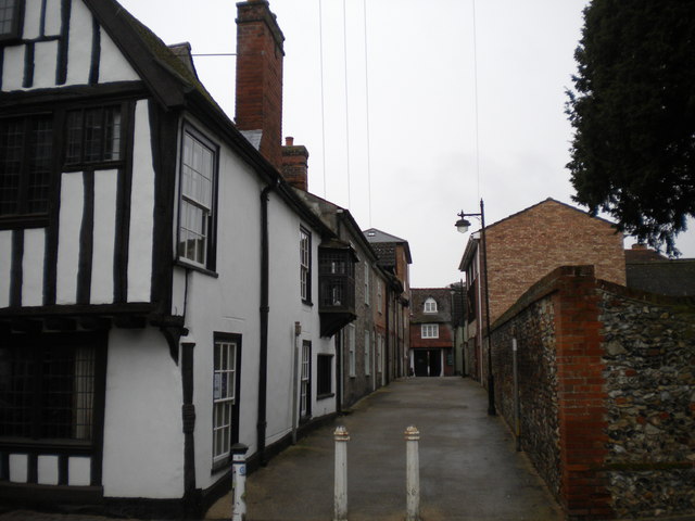 College Lane, Bury St Edmunds (2) © Richard Vince :: Geograph Britain ...