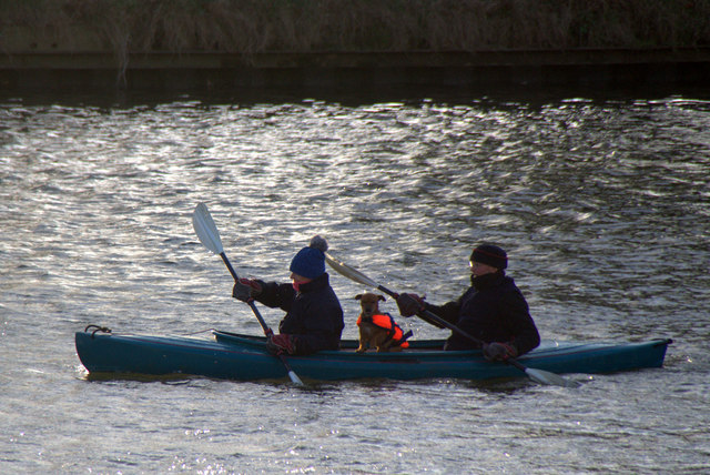 Canoeing at Hampton Court Bridge
