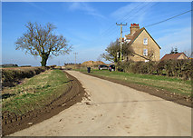 TL5862 : Farm cottages on Heath Road by John Sutton