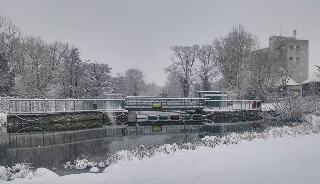 River Waveney in the snow at Wainford