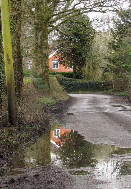 Reflected house, Hillerton