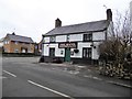 Hand Inn, Gwernaffield