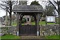 SX5177 : Lych gate, Church of St Peter by N Chadwick