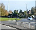 Roundabout, Hampton Court Way