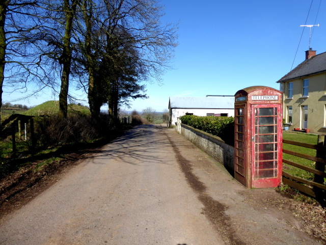 Derelict telephone box, Beltany