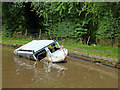 Sunken boat in the canal near Mancetter, Warwickshire