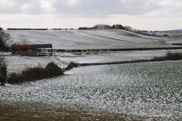 Snow dusted farmland at Longdon