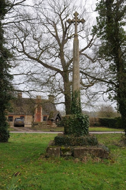 Village cross in Rodbourne