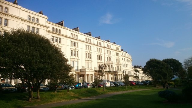 Palmeira Mansions, Palmeira Square