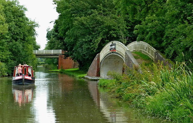Oxford Canal south of Easenhall in Warwickshire