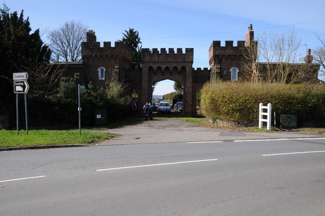Lodges and gateway of Lea Castle
