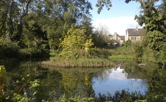 Village Pond, Tormarton, Gloucestershire... © Ray Bird cc-by-sa/2.0 ...