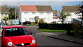 Towards houses at the northern end of Eastlands Park, Murton