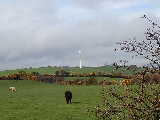 Wind turbine on drumlin ridge which runs parallel with Aghlisnafin Road