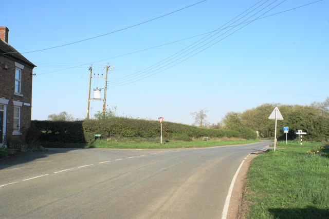 Crossroads at the end of Straight Mile