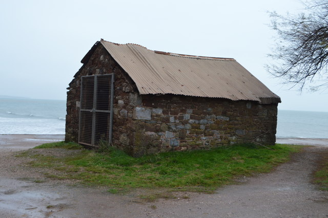 Hut on Sprey Point