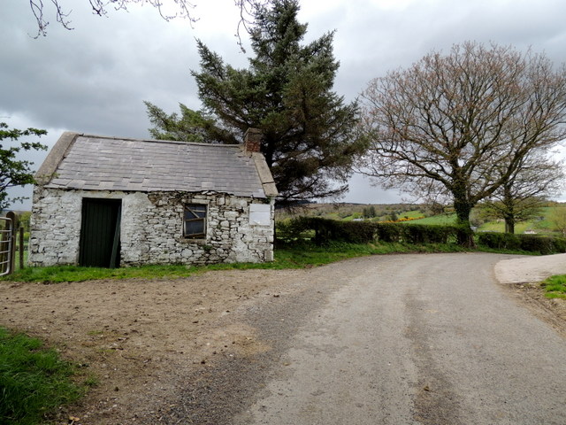 Derelict farm cottage, Kingarrow