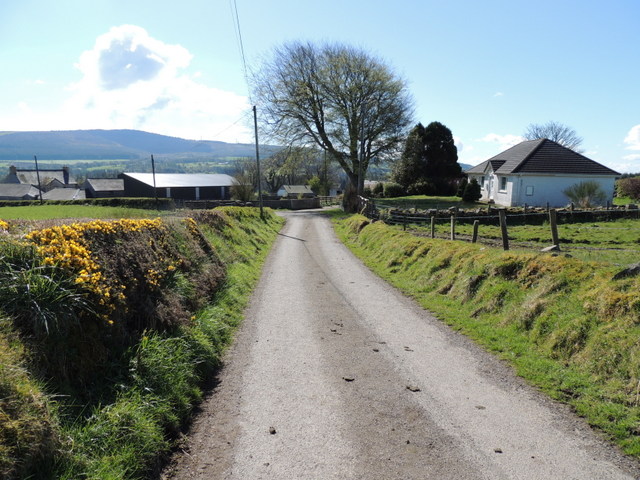 Lislafferty Road © Kenneth Allen cc-by-sa/2.0 :: Geograph Ireland